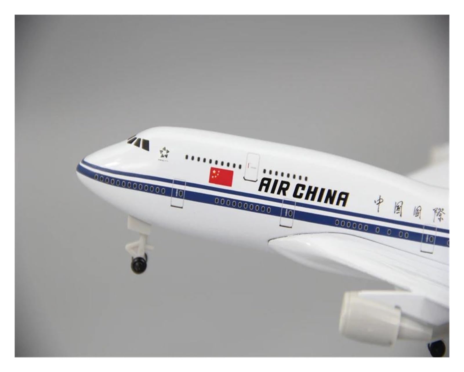 Plane Giocattolo Modello di Aereo in Lega con Ornamenti per Passeggeri Air China B747-400 da 20 cm con Ruote