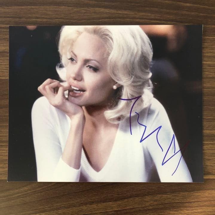 アンジェリーナ・ジョリー 直筆サイン入りフォト 永久証明書付