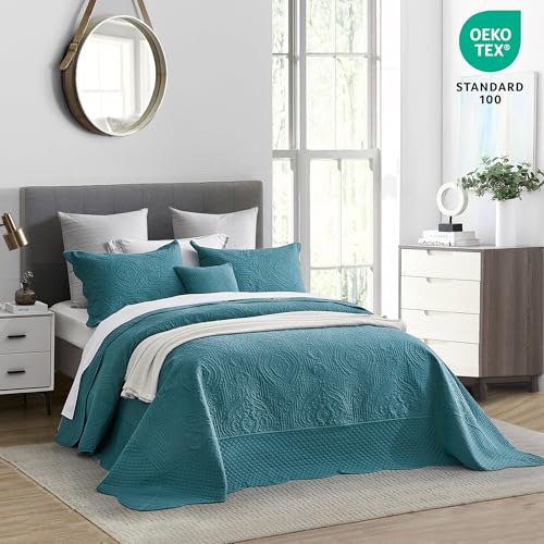 Image of HZ & HY Oversized King Bedspread, Embossed Damask Quilt Set King /Cal King, Lightweight Reversible Coverlet, Scalloped Edge - Fresh Classic Look, 5 Piece, Lagoon