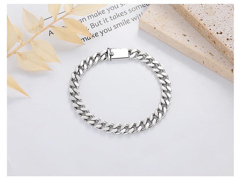 18K white gold women's bracelet style is simple and unique, adding a touch of brightness to the overall image of women. It is a high-end gift for women4