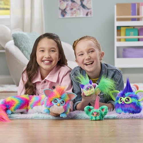 Furby DJ Furblets Dis-Co-Dazz bunt-Kariertes elektronisches Plüschspielzeug Macht Musik, Geräusche und spricht Furbisch, Stofftier für Kinder ab 6 Jahren mit Schlüsselanhänger