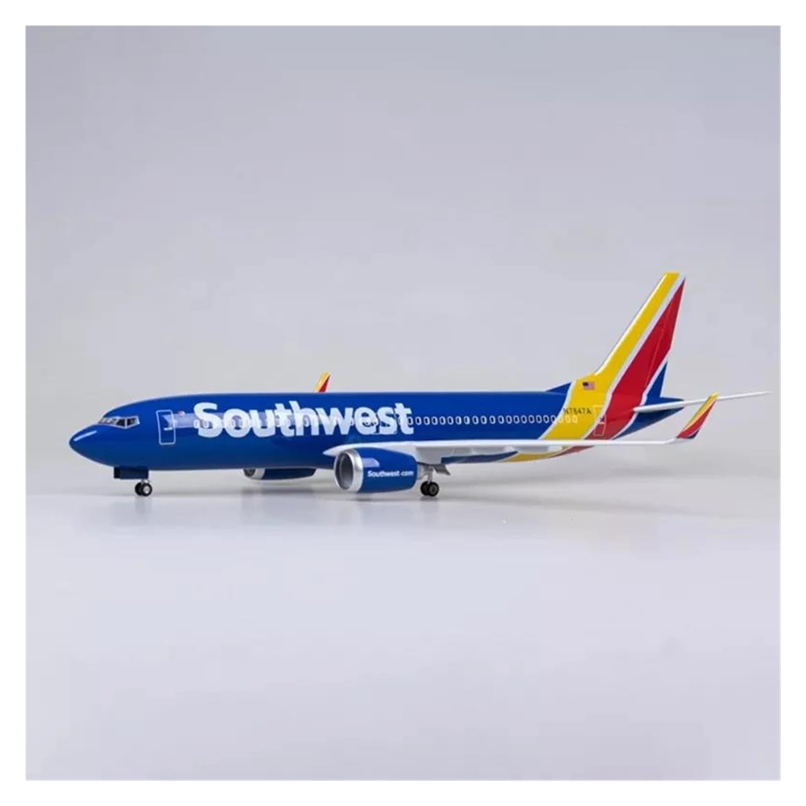 Odlewane zabawki samolotowe w skali 1/85 dla modelu samolotu serii 737 B737 Southwest Diecasting żywica kolekcja samolotów klasyczny model do zbierania i wyświetlania (ze światłem)