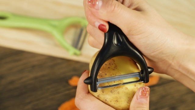 2 pelapatate girevole a forma di Y, in acciaio inox, ideale per