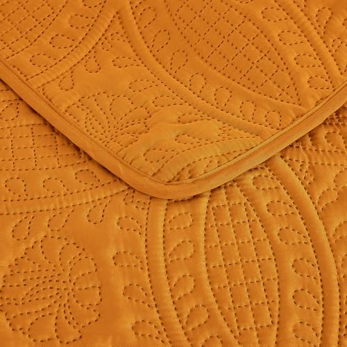 Image of Chezmoi Collection Austin King Oversized Bedspread Set, 3-Piece Pinsonic Quilted Lightweight Microfiber Bedspread Coverlet, Orange
