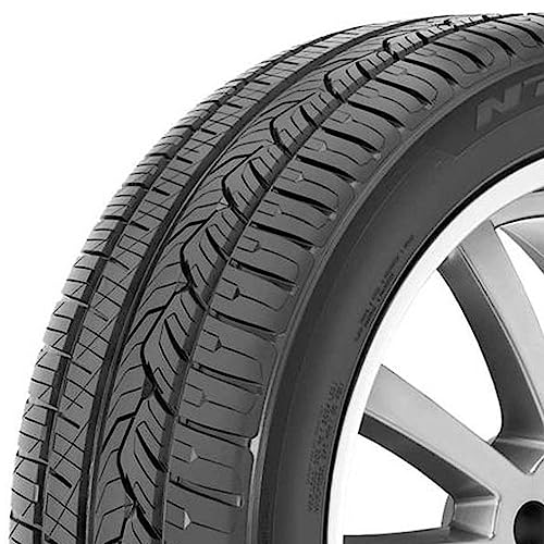 Nitto NT421Q All-Season Radial Tire -265/60R18XL 114V