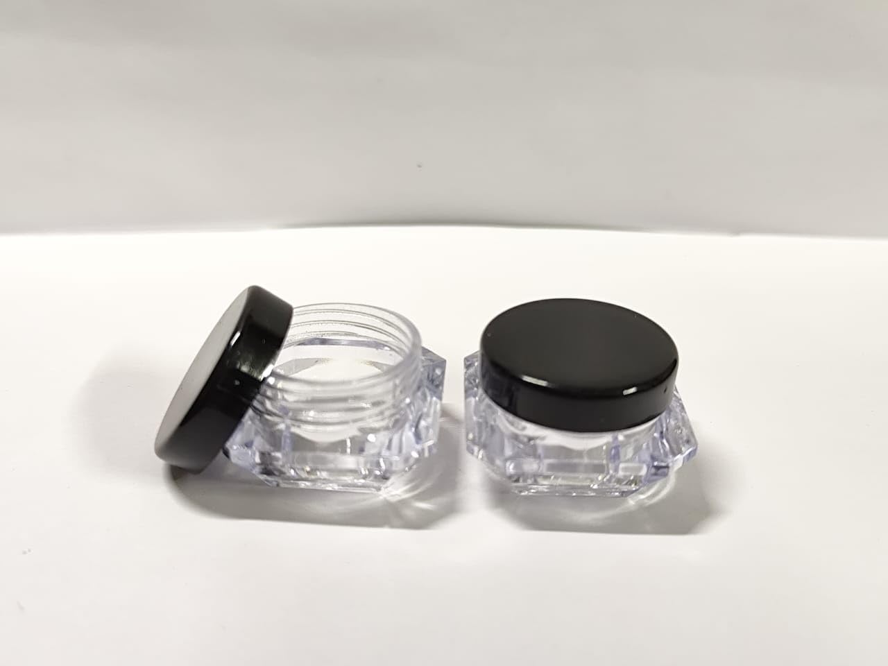 shree maha 5gm empty fancy diamond shaped cosmetic containers acrylic jars small lip balm containers transparent jar with black cap [pack of 24 pcs]