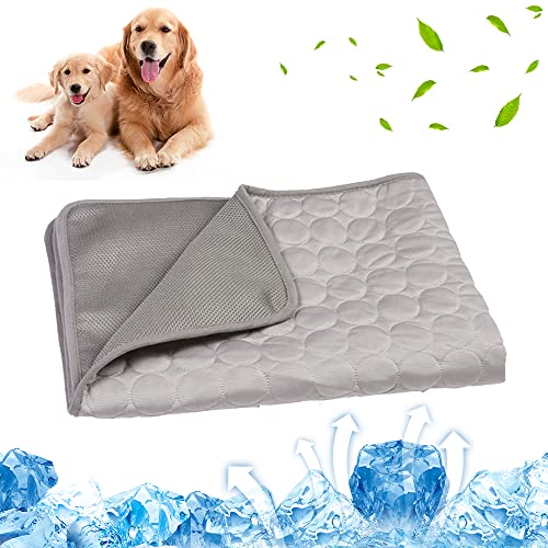 Mateju Dog Cooling Mat, Reusable Pet Cool Mat, Washable Puppy Training Pad, Easy-Fold Pet Cool Mat for Home Travel, Self Cooling Pad for Dogs Cats in Hot Summer (70x55cm,Light Grey)