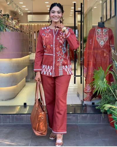Image of SOFIYA'S TREND Women's Cotton Embroidery Straight Kurti with Pant Set