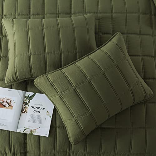 Green Quilt King Size Bedding Sets With Pillow Shams, Olive Lightweight Soft Bedspread Coverlet, Quilted Thin Blanket Comforter Bed Cover For All Season Spring Summer, 3 Pieces, 104X90 Inches #TOP5