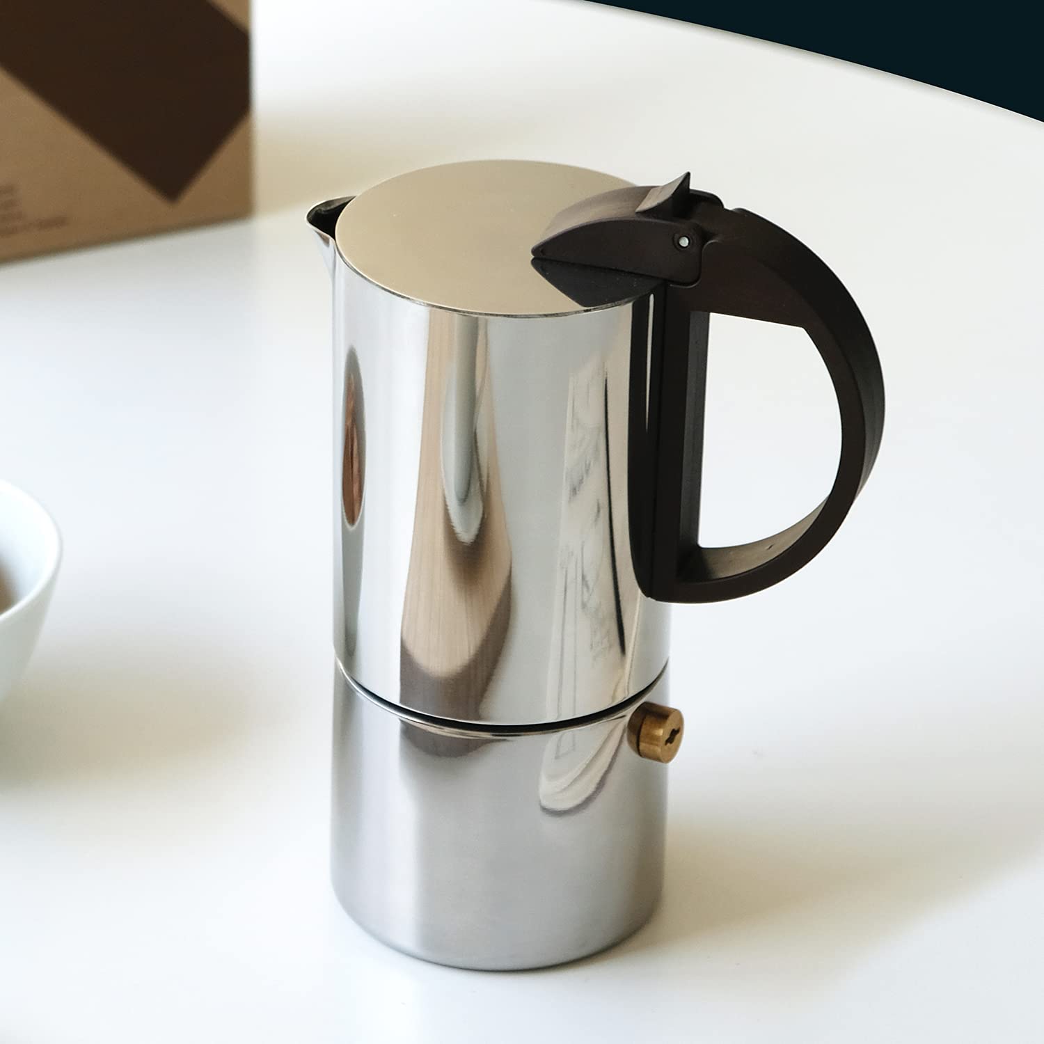 Gnali & Zani CHICCA Espressokocher | Edelstahl | Für 6 Tassen | Alle Herdarten inklusive Induktion | Edelstahl Espressokocher | Kunststoff Griffe | Moderner Camping Kaffeekocher | Moka-Kanne, Kunststoffgriffe, für italienischen Kaffeegenuss, zeitloses Des