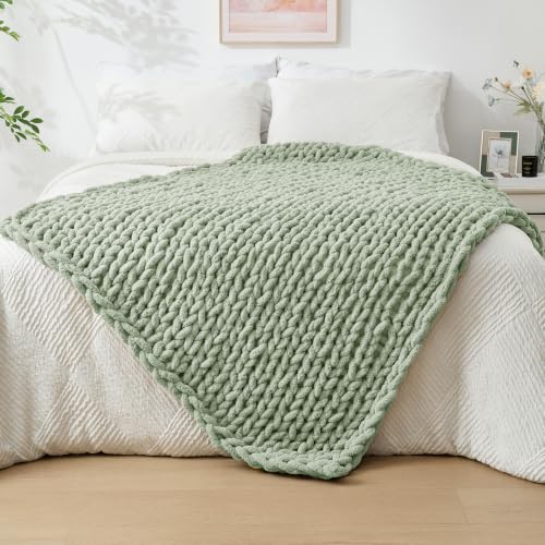 Bigacogo Chunky Knit Throw Blanket for Couch, 40x60 inches, Sage Green