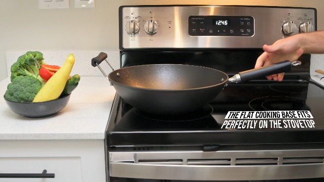 Wokoさん　専用 Amazon.com: Yamada Kogyosho One-Handed Wok, Iron, Handle, Wooden