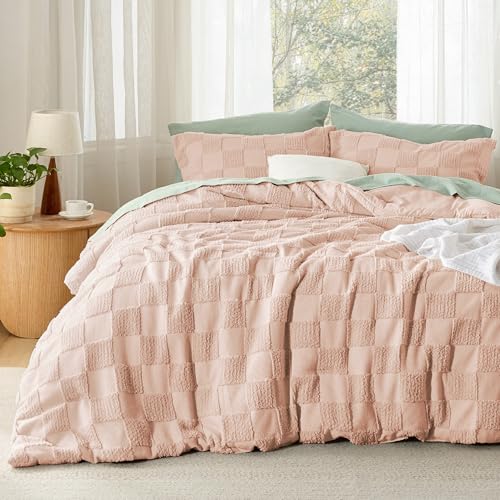 Image of Bedsure Dusty Rose King Size Comforter Set, Boho Tufted Bed Set, Checkered Farmhouse-Style Distressed Vintage Bedding, 3 Pieces, 1 Plaid Geometric Comforter and 2 Pillow Shams