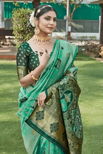 Image of Yashika Women's Banarasi Kanjivaram Silk Woven Saree | Animal Printed Patola Silk Saree for Women