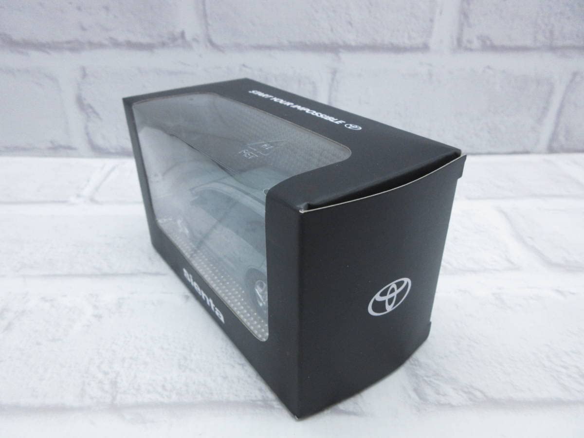 Amazon.co.jp: ミニカー トヨタ 新型シエンタ SIENTA アーバンカーキ