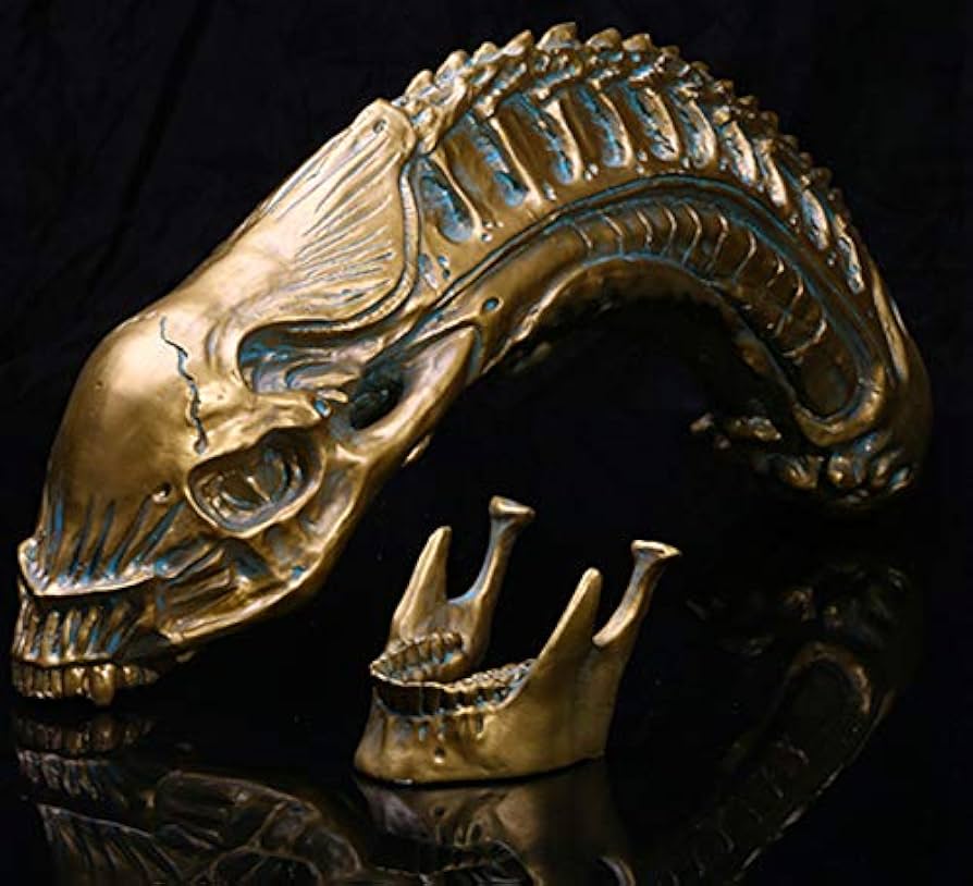 Amazon.co.jp: エイリアンスカルフィギュアエイリアンスケルトン