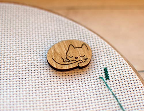 Needle Minder Cat Cross Stitch Pattern Holder Kitten Magnetic Keeper For Embroidery Kit #TOP1
