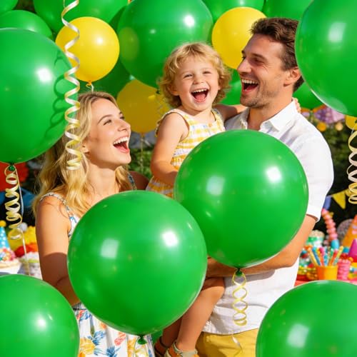 Image of 32Pcs Green Big Balloons 18 Inch, Round Large Latex Party Balloons for Birthday Wedding Decorations. (dark green)