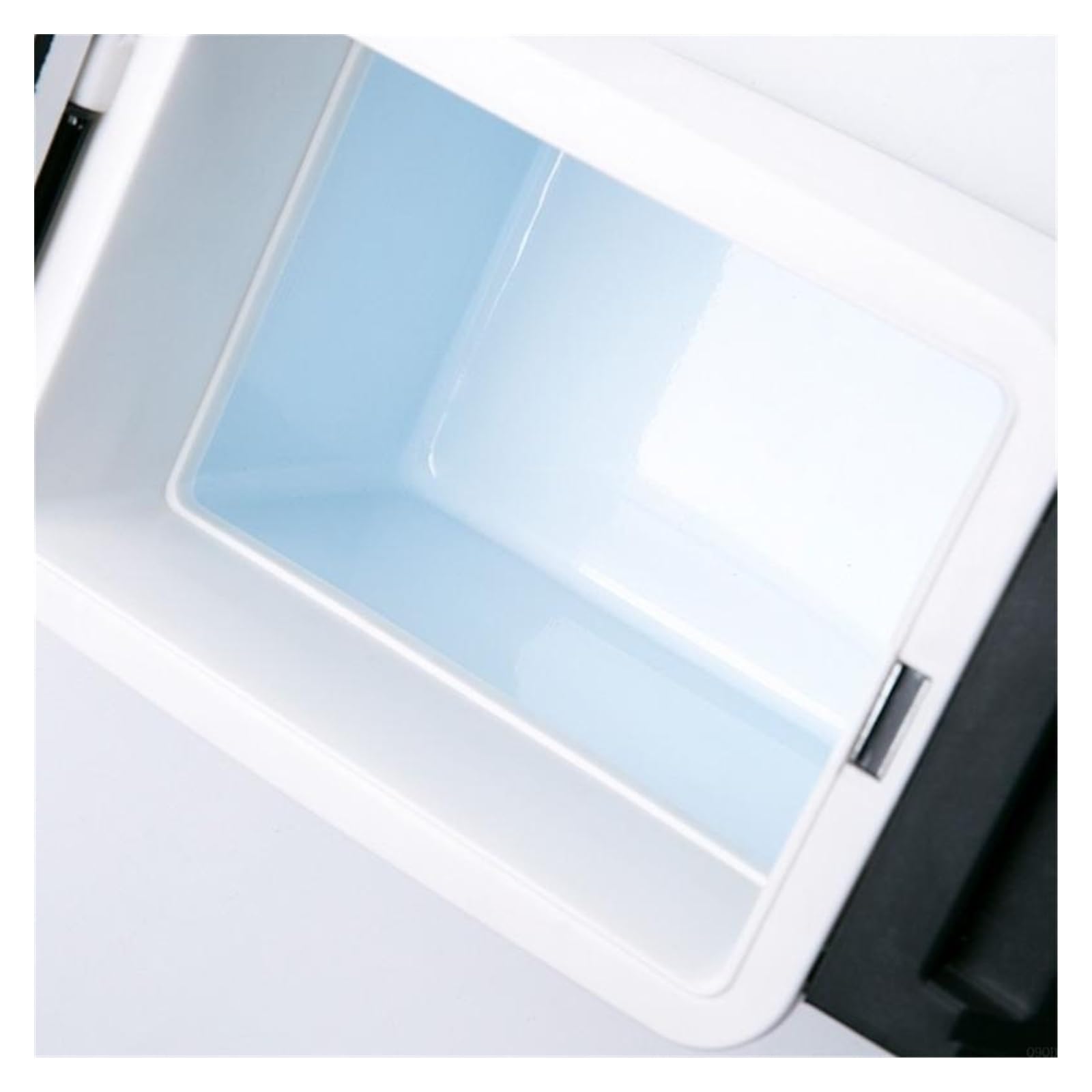 Mini refrigerador termoeléctrico portátil de 6 litros de Capacidad for el Cuidado de la Piel, Bebidas y el hogar.