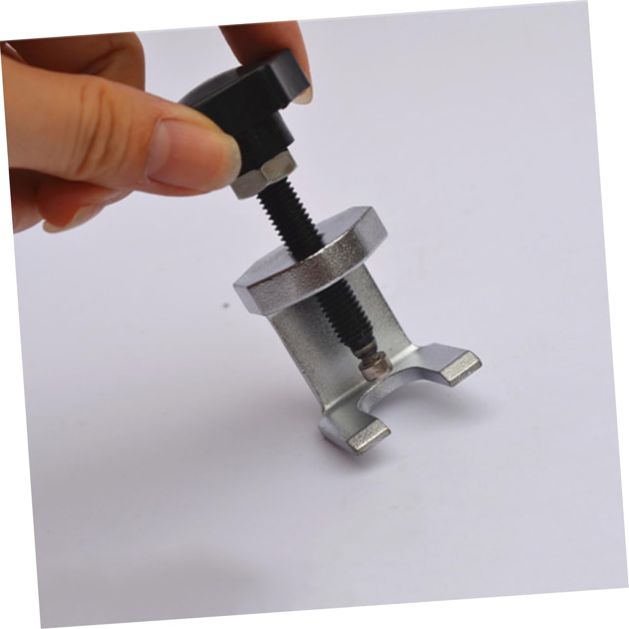 MUELODSIC Windshield Wiper Arm Puller Tool Kit Glass Mechanics Wiper Removal Tool for Easy Windshield Repair Durable and User Friendly Design Suitable for Various