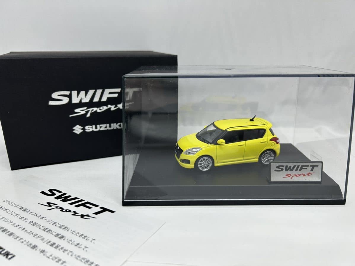スイフトスポーツ　ミニカー　1/43 Amazon.co.jp: Ixo 1/43 SUZUKI Suzuki Swift Sport ZC32S 2012 Pearl