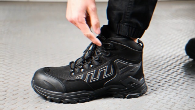 KOIFISH Winter Veiligheidsschoenen Dames Waterdichte Werkschoenen met stalen neus Lichtgewicht Comfortabele Beschermende Schoenen Wit 36