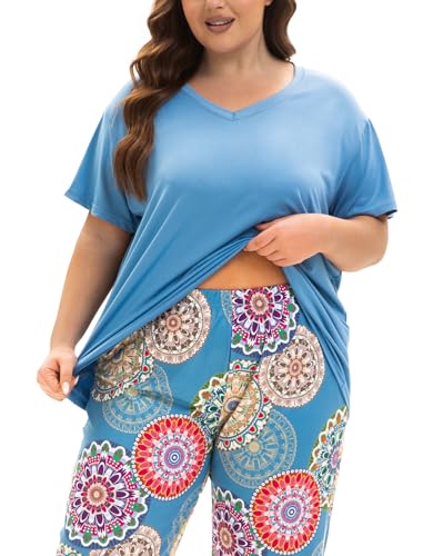 Image of Plus Size Pajamas for Women Set, Womens Plus Size Short Sleeve V Neck Capri Pants Pajama Sets with Pockets