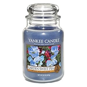 Yankee Candle 22 oz Garden Sweet Pea Jar Candle
