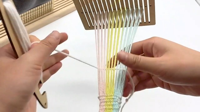 Amazon.com: AUNMAS Wooden Weaving Kit, Shuttle Backstrap Stand 2
