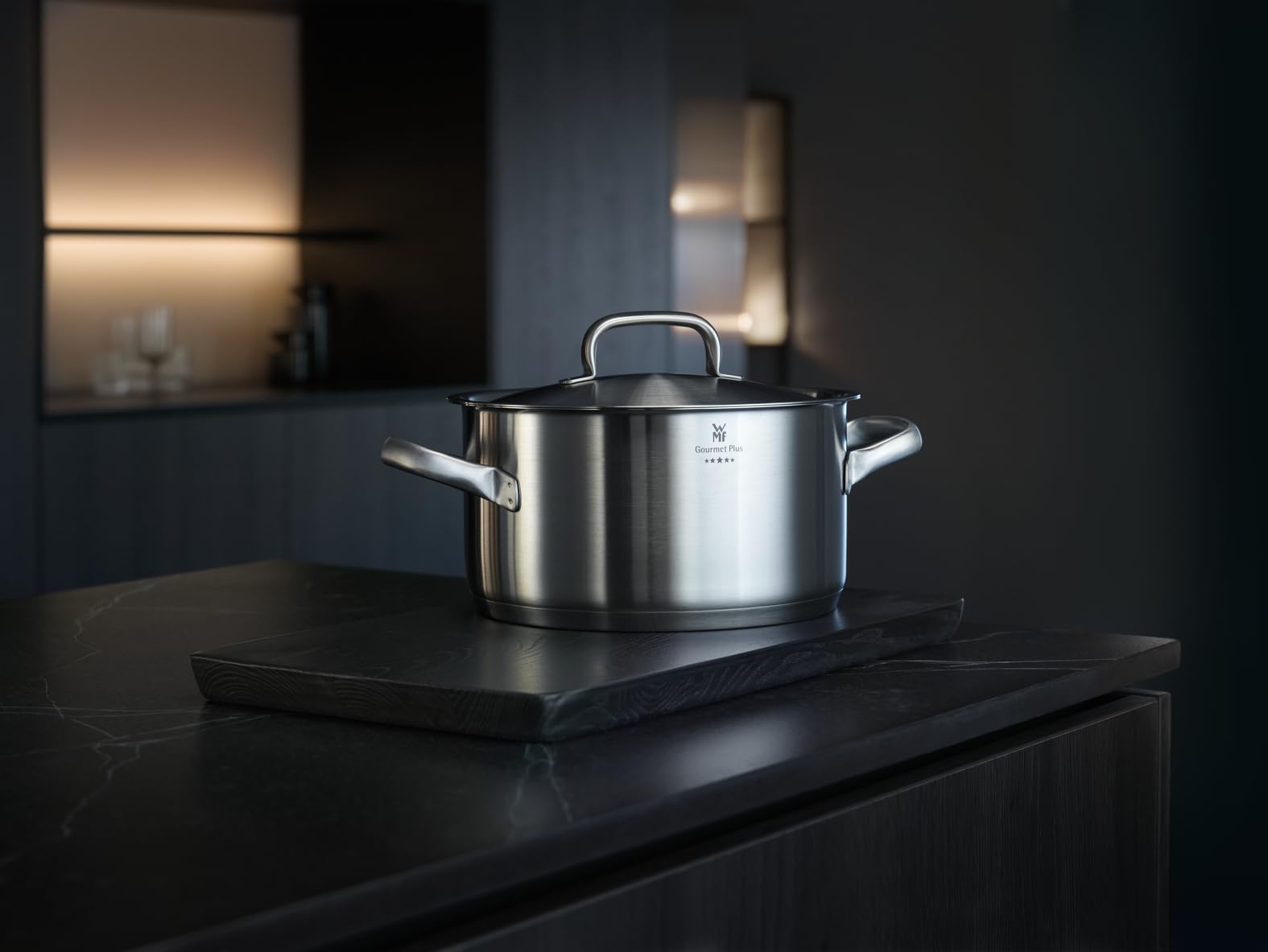 WMF Gourmet Plus Topfset Induktion 5-teilig, Kochtopf Set mit Metalldeckel, Cromargan Edelstahl mattiert, Induktions Töpfe Set unbeschichtet, Innenskalierung