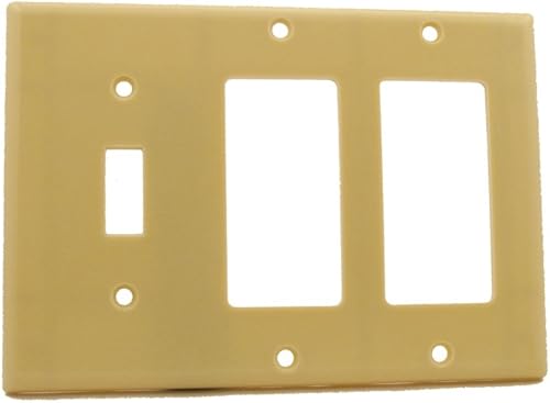 Miniatura 2 de Leviton 80431Placa de fijación combinada de 3 aperturas, para 1 interruptor y 2 DecoraGFCI, tamaño estándar, termo estable, dispositivo de montaje,