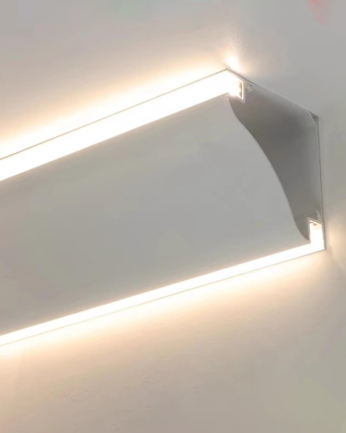Sufitowa listwa sufitowa, oświetlenie LED z oświetleniem LED, pośrednie wykończenie sufitowe 2,4-4,9 metra z kanałem dyfuzora, szyna do przycinania taśm LED do dekoracji wnętrz, lo
