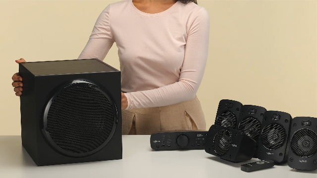 Logitech Z906 3D-Stereo-Hoparlör THX (Dolby 5.1-Surround-Sound ve