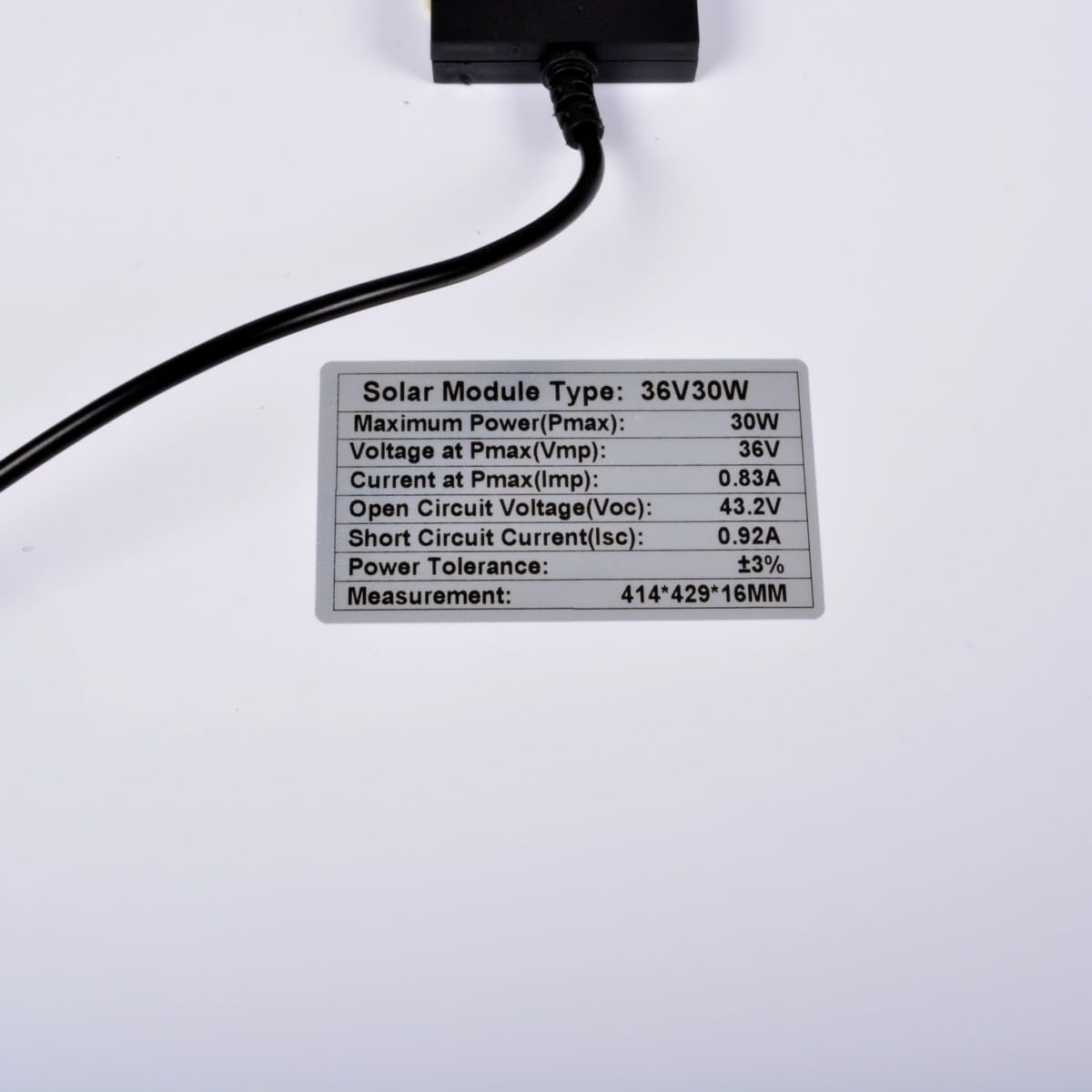 AFTERTECH Module photovoltaïque 30 W 24 V - Panneau solaire - Monocristallin 30 W 36 V Idéal pour systèmes 24 V avec connecteur DC5521 - Dimensions 414 x 429 x 16 mm - Support ftv36 v30 W