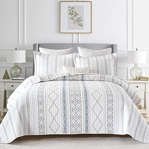 Finlonte Quilt King Size Boho Quilt Set Boho Bedding Bedspread King Size, 3 PCS White Bohemian Quilt Set with Grey Beige Striped Printed for All Season Cover