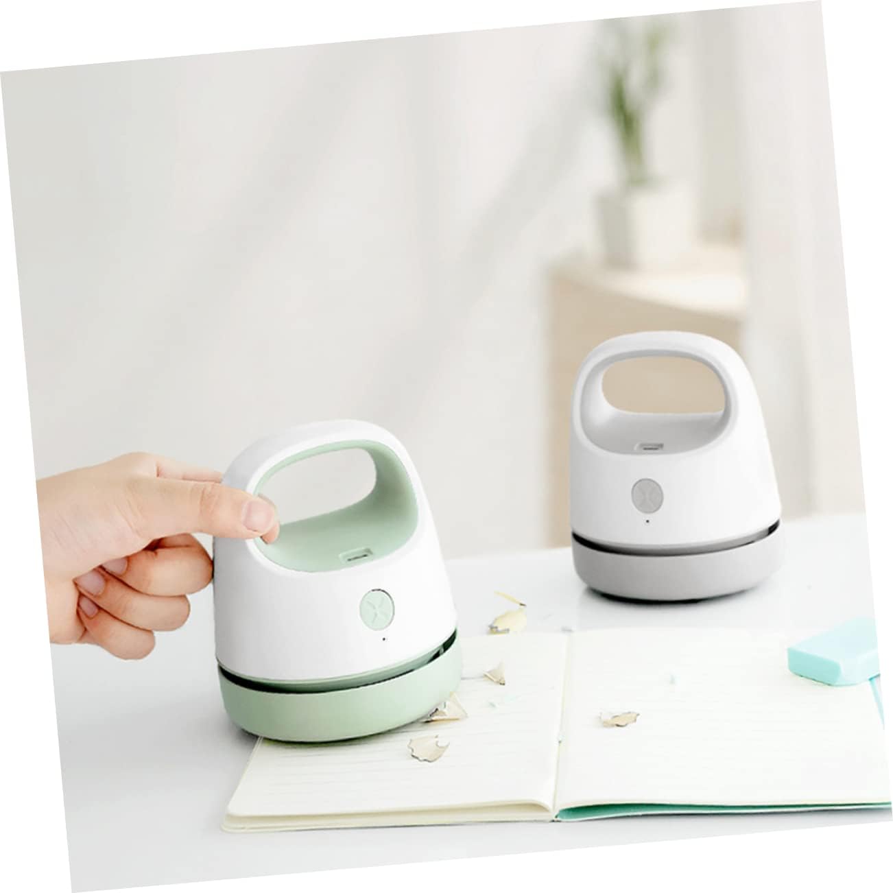 Levemolo Dust Collector Wireless Desktop Cleaner Vacuum for Desk USB Charging Suitable for Office Home