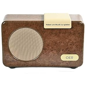 OER Muziekspeler (dementievriendelijk). Deze dementie radio is een bijzonder hulpmiddel voor ouderen. Eenvoudig luisteren naar muziek met één scharnier. Muziek in de zorg voor iemand met dementie.