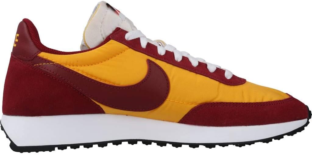 nike tailwind 79 track red