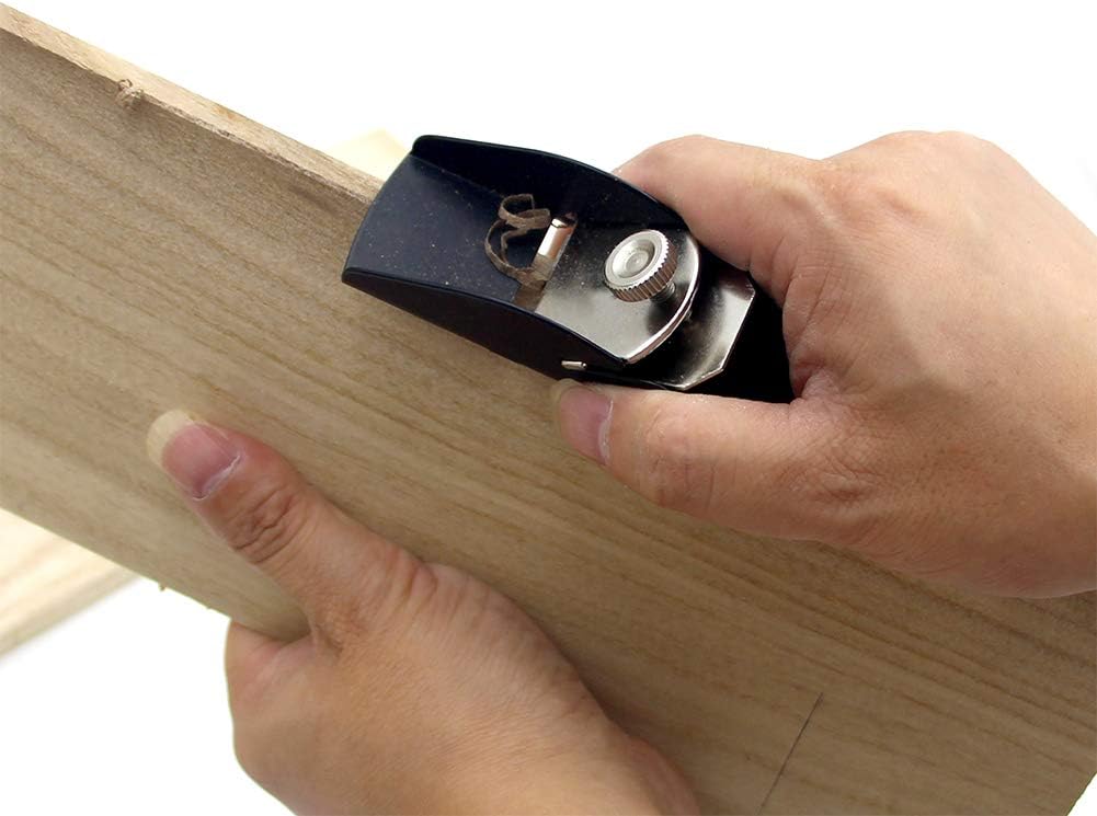 Mini Trimming Planer, Hand Planer, DIY Model Making Tool Woodworking Pocket Plane Hand Adjustable for Woodworking/Trimming/Wood Planing, Surface Smoothing(Black)