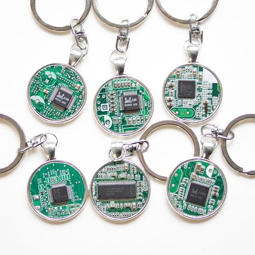 ReComputing Recycled circuit board keychain, round (green) - Thumbnail 7