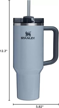 كوب STANLEY Quencher H2.0 بمقبض وقشة 40 أونصة | غطاء Flowstate ثلاثي الأوضاع | حامل أكواب متوافق مع السفر | كوب معزول من الفولاذ المقاوم للصدأ | خالٍ من مادة BPA | فضي مطروق