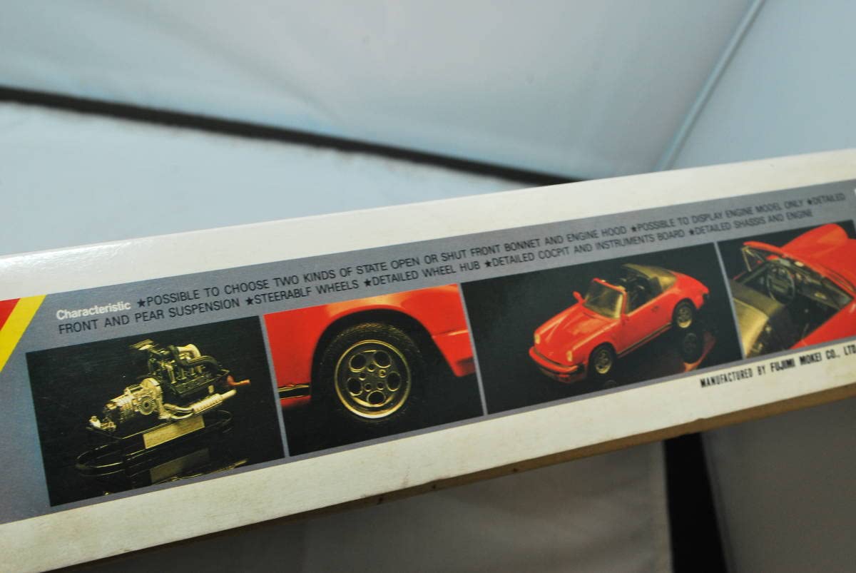 フジミ 1/24エンスージアスト　ポルシェ911タルガ　フル開閉完成品 Amazon.co.jp: フジミ 1/24 ポルシェ 911 カレラ タルガ '85 930
