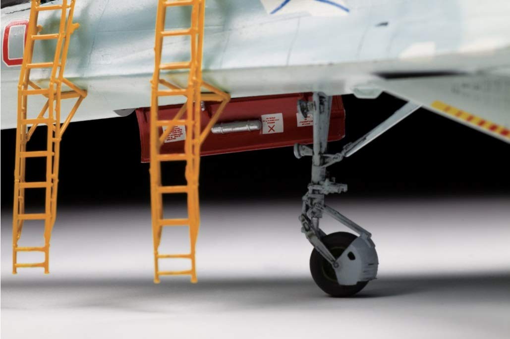 Amazon | ズベズダ 1/72 ロシア軍 スホーイ SU-27UB フランカーC 複座