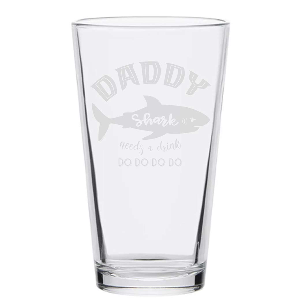 Veracco Daddy Shark Needs a Drink Beer Pint Funny Shark Father's Day For New Dad Papa (Clear, Glass)