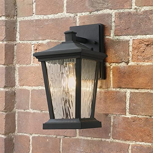 Lanterne de jardin étanche anti-rouille pour sécuriser les zones sombres de votre terrasse