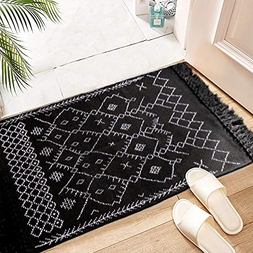 Boho Bathroom Rug, Boho Rug Kitchen Runner Black And White Bathroom Rugs, Washable Boho Bath Mat Small Woven Cotton Bohemian Tribal Farmhouse Tassels Geometric Moroccan Bedroom Hallway Bath Rug 2'X3' #TOP6