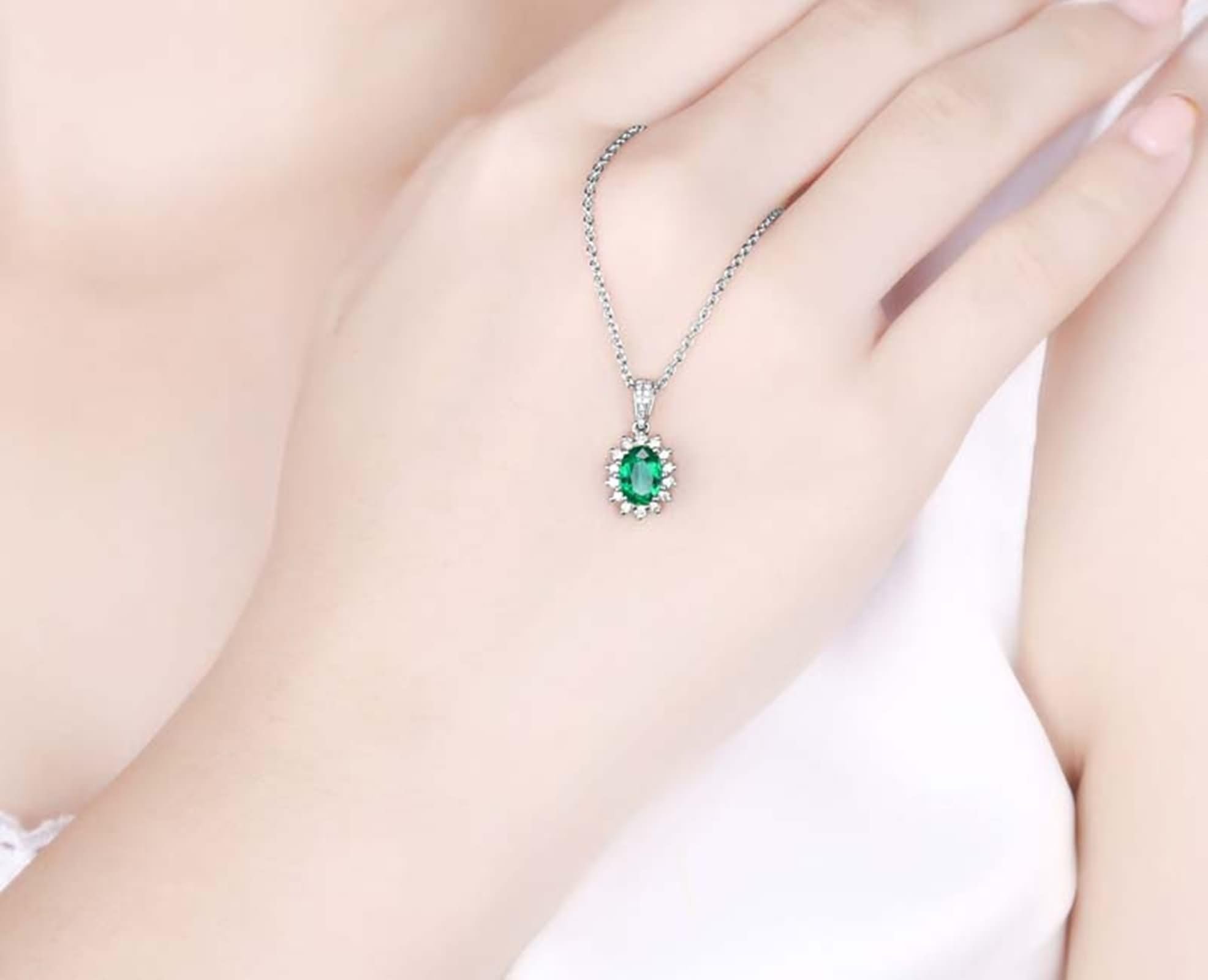 Collar Cadena Oro 18K para Mujer,Colgante Flor y Oval con Esmeralda Creada Collares para Mujer de Plata