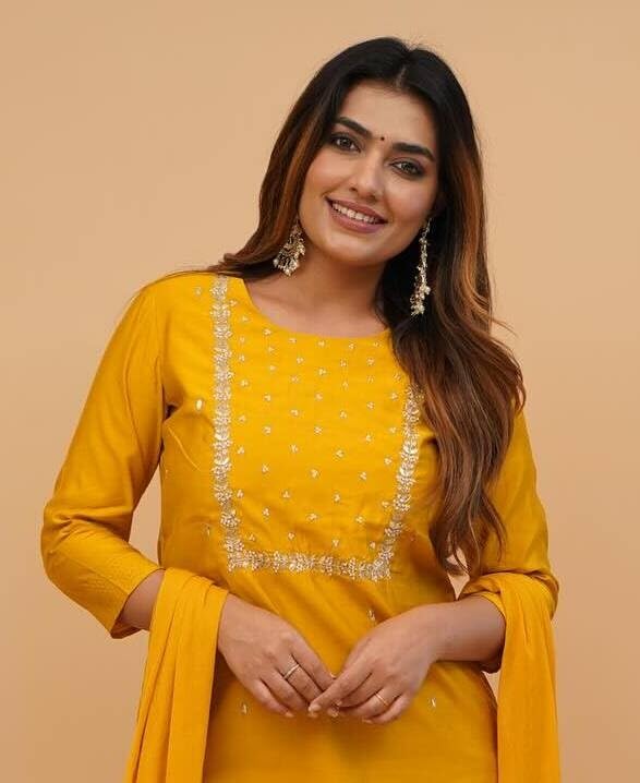 Image of Shiv Textiles Women Kurta Sets for Women