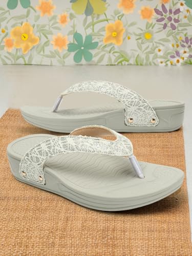 Image of Carlton London women's Textured Thong Comfort Sandals