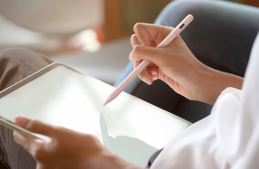 Amazon.com: UNIQ Pixo Pro Pen Compatible with iPad (White) : Cell